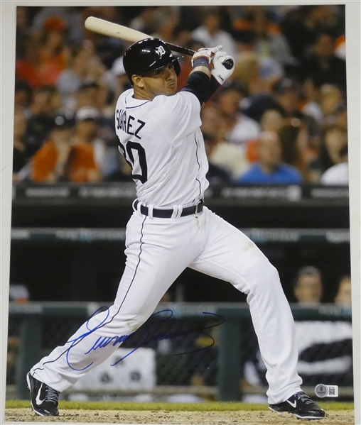 Eugenio Suarez Autographed 16x20