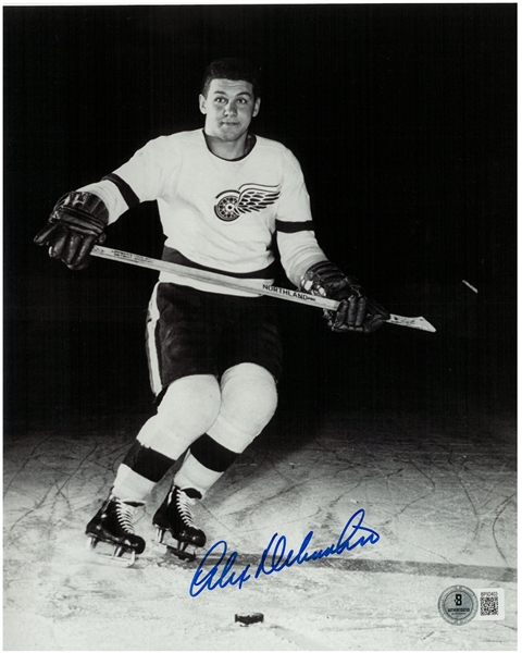 Alex Delvecchio Autographed 8x10