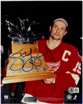 Steve Yzerman Autographed 8x10
