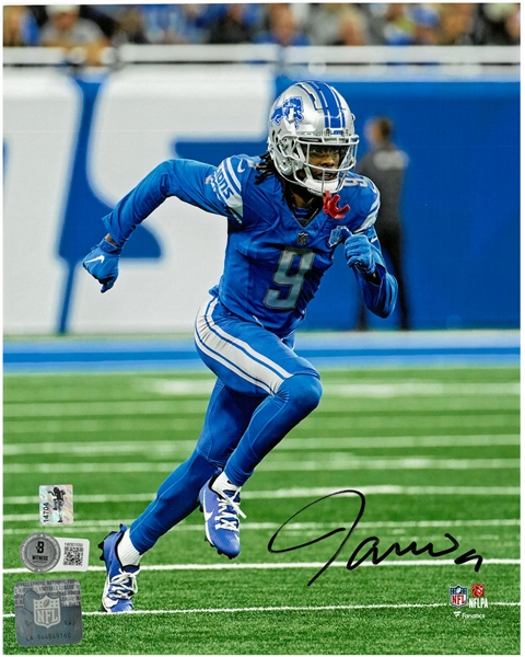 Jameson Williams Autographed 8x10