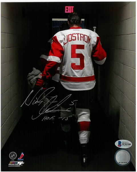 Nick Lidstrom Autographed 8x10 w/ HOF