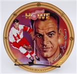 Gordie Howe Autographed 8" Plate