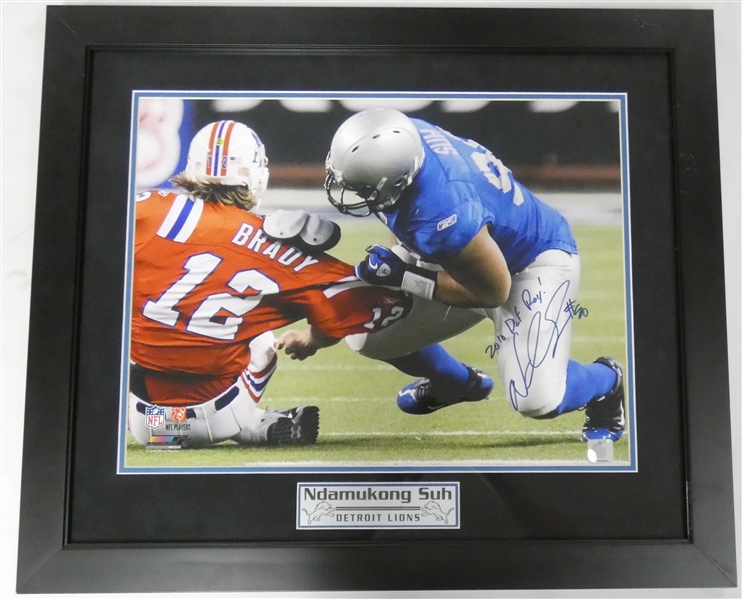 Ndamukong Suh Autographed Framed 16x20
