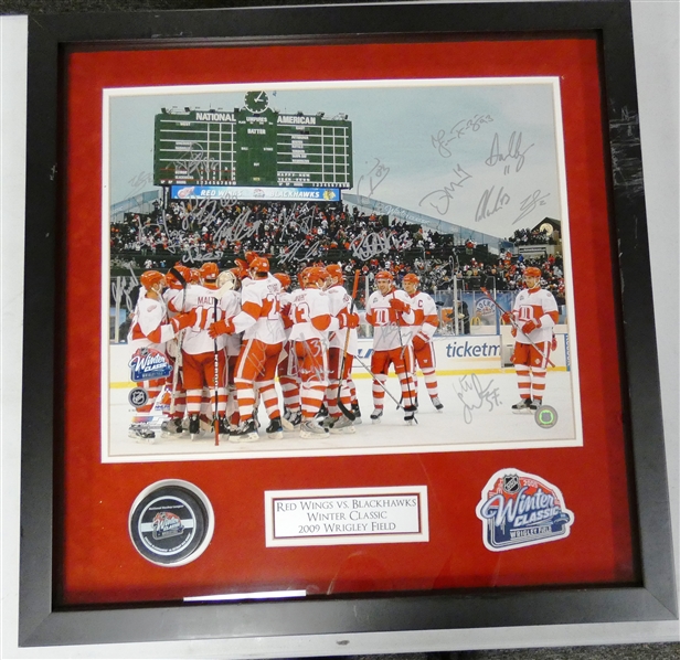 2009 Red Wings 16x20 Signed by 14 (Pick up only)