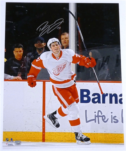 Dylan Larkin Autographed 16x20