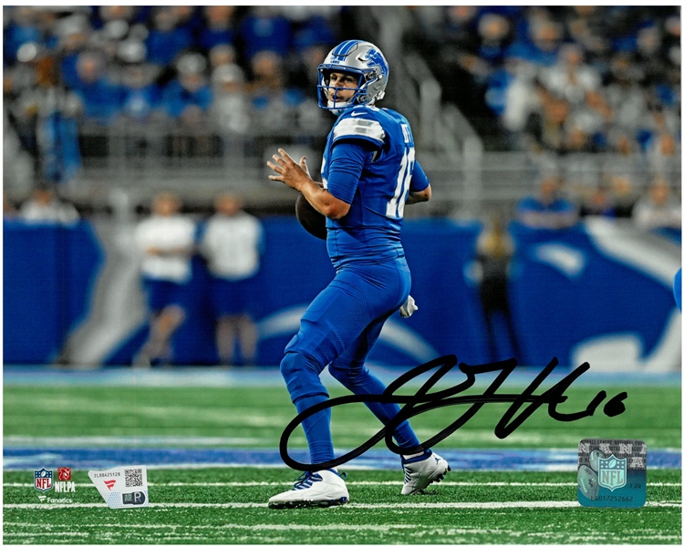 Jared Goff Autographed 8x10