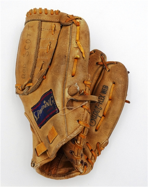Mickey Lolich Autographed Vintage Lolich Model Glove