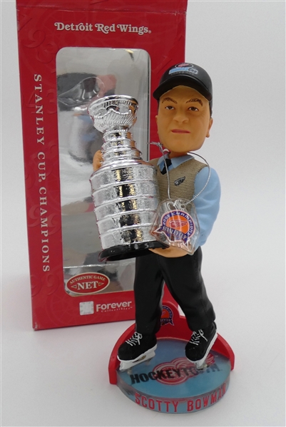 Scotty Bowman 2002 Cup Bobblehead