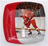 Gordie Howe Autographed Plastic Plate