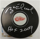 Brett Hull Autographed Red Wings Puck w HOF
