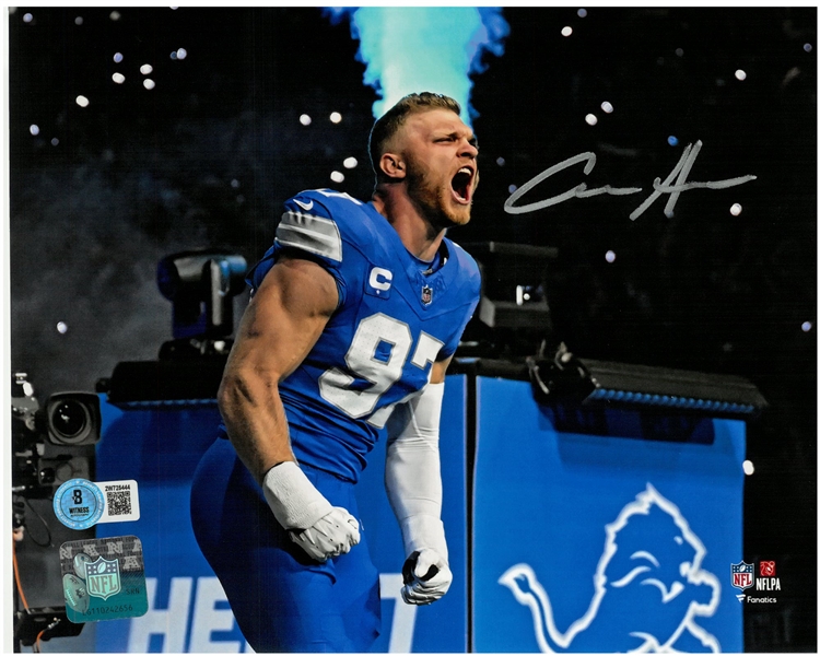 Aidan Hutchinson Autographed 8x10