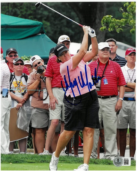 Meg Mallon Autographed 8x10