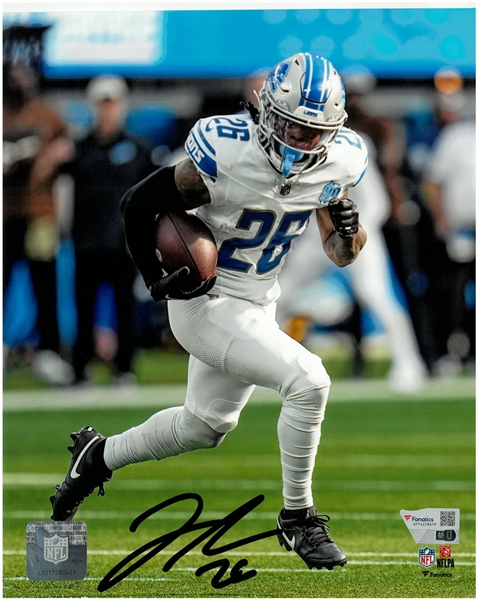 Jahmyr Gibbs Autographed 8x10