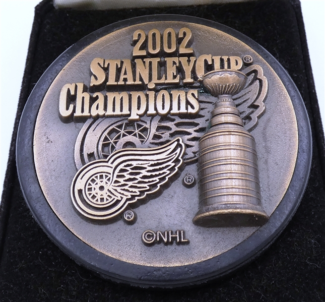 Detroit Red Wings 2002 Stanley Cup Pewter Puck