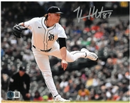 Tyler Holton Autographed 8x10