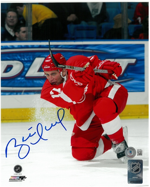 Brett Hull Autographed 8x10