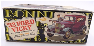 Bonnie & Clyde 32 Ford Model Kit