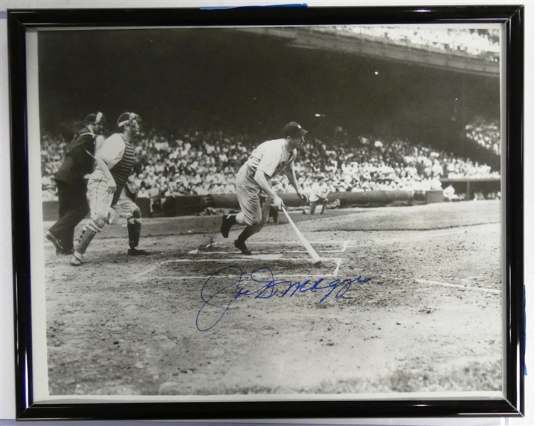 Joe DiMaggio Autographed 8x10