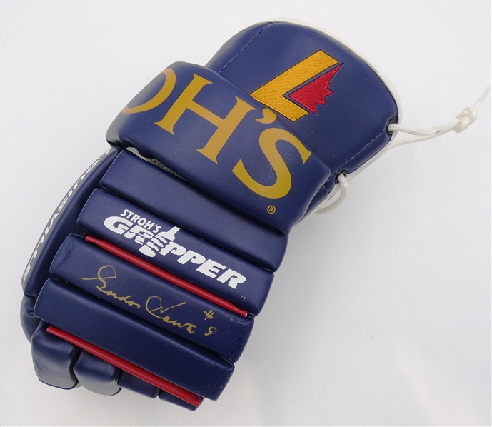 Gordie Howe Autographed Strohs Hockey Glove