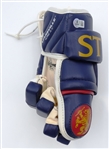 Gordie Howe Autographed Stroh's Hockey Glove