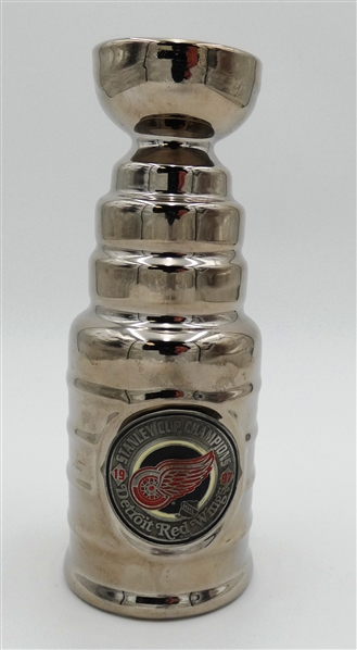 Detroit Red Wings 8" Ceramic 1997 Stanley Cup