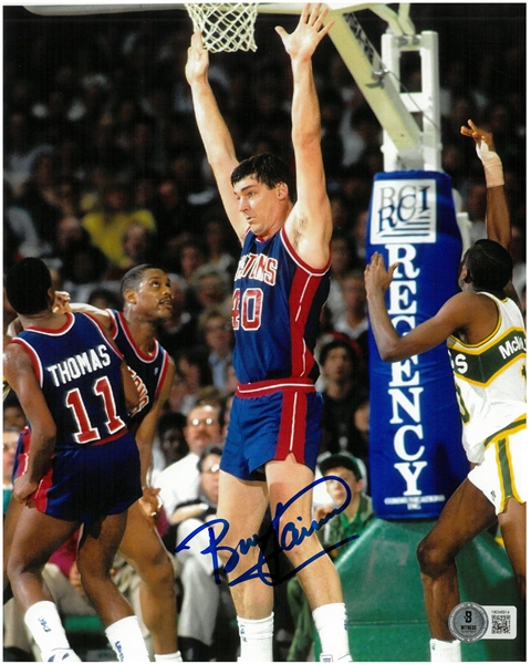 Bill Laimbeer Autographed 8x10