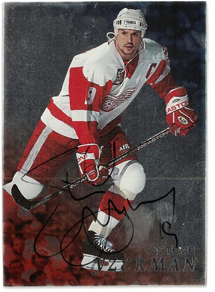 Steve Yzerman Autographed 1998/99 ITG Be a Player