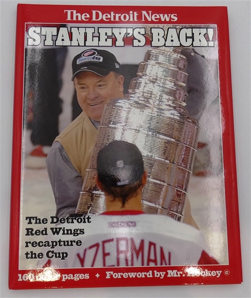 Scotty Bowman Autographed "Stanleys Back" Book
