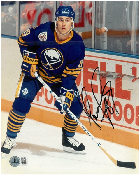 Alexander Mogilny Autographed 8x10