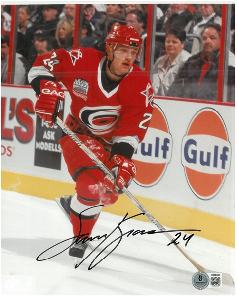 Sami Kapanen Autographed 8x10