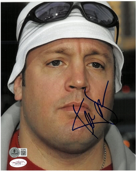 Kevin James Autographed 8x10