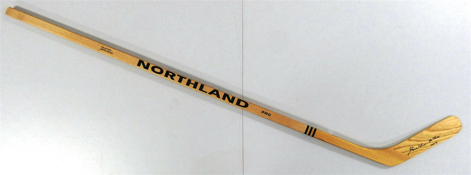 Gordie Howe Autographed Northland Stick