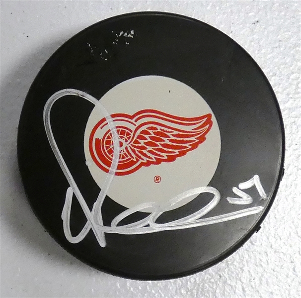 Valtteri Filppula Autographed Red Wings Jersey