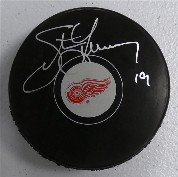 Steve Yzerman Autographed Red Wings Puck