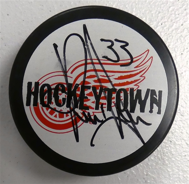 Kris Draper Autographed Hockeytown Puck