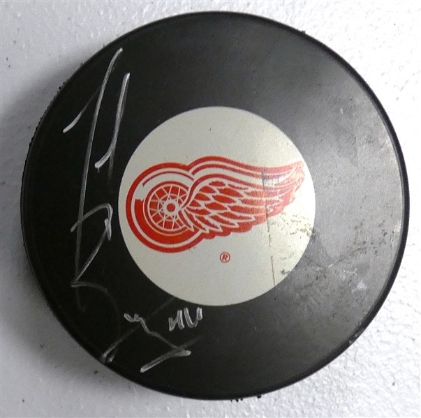 Todd Bertuzzi Autographed Red Wings Puck