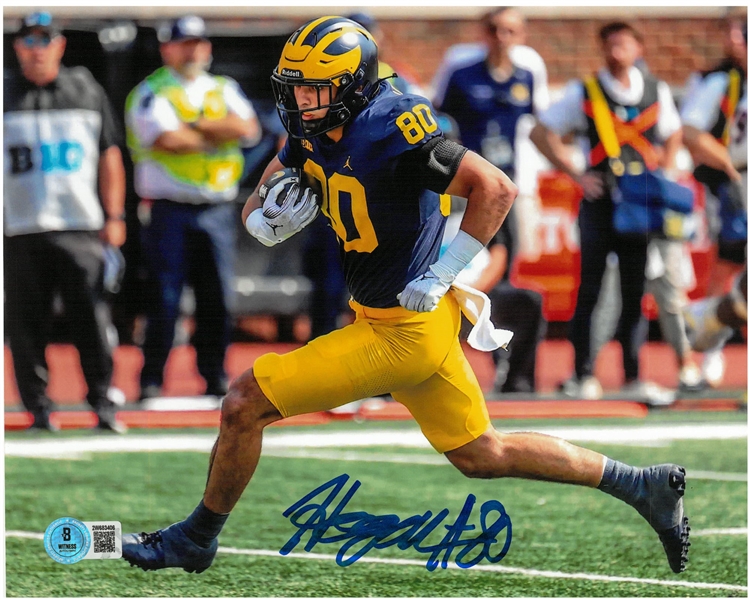 Hogan Hansen Autographed 8x10
