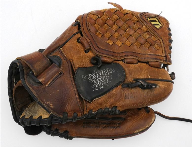 Mizuno Baseball Mitt