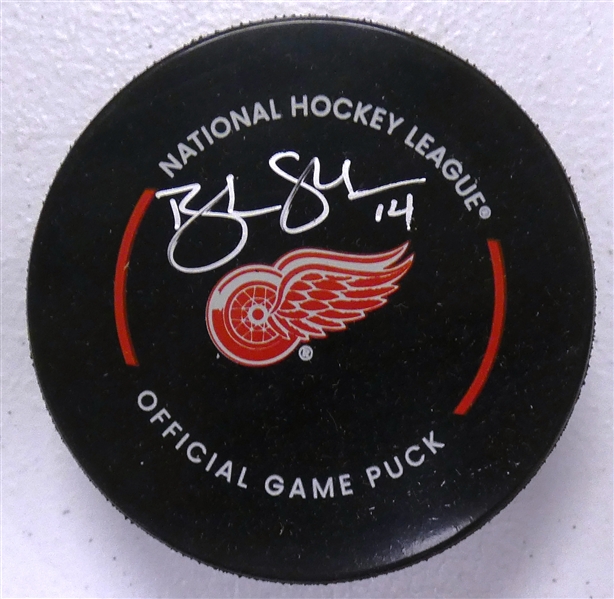 Brendan Shanahan Autographed Red Wings Puck