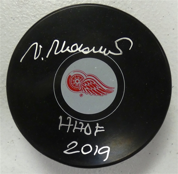 Vaclav Nedomansky Autographed Red Wings Puck w/ HOF