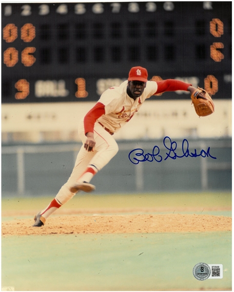 Bob Gibson Autographed 8x10