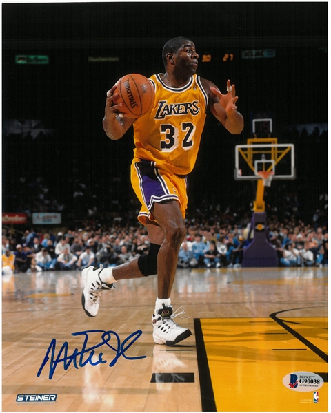 Magic Johnson Autographed 8x10