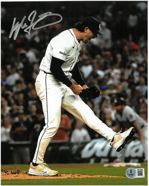 Kyle Finnegan Autographed 8x10