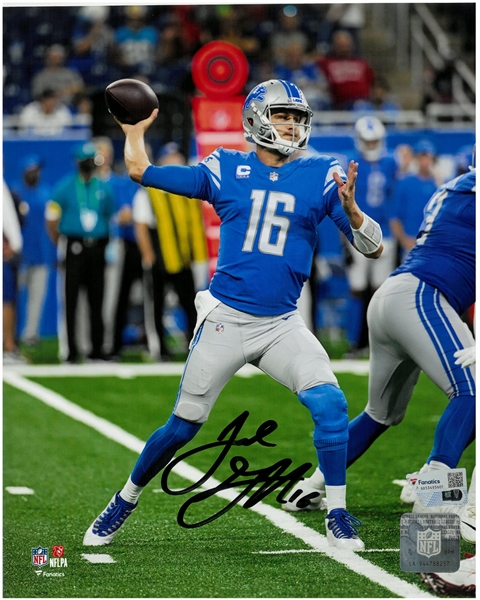 Jared Goff Autographed 8x10