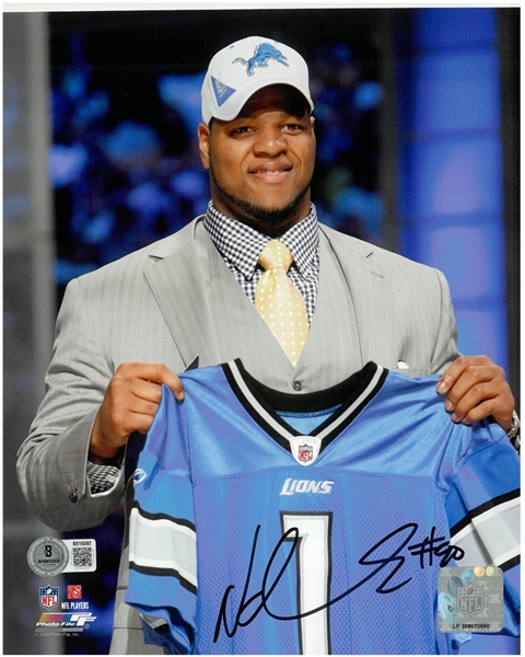 Ndamukong Suh Autographed 8x10