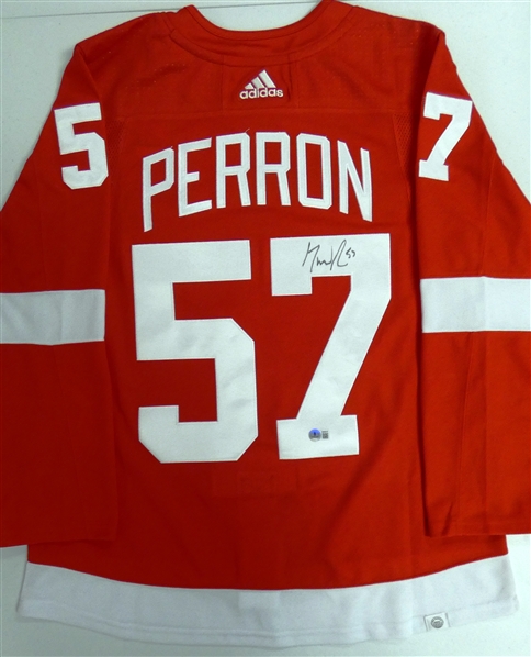 David Perron Autographed Red Wings Authentic Adidas Jersey