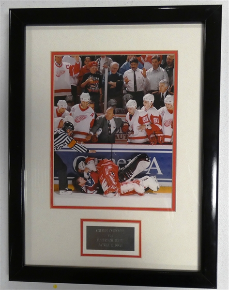 Chris Osgood Patrick Roy Fight Framed 8x10