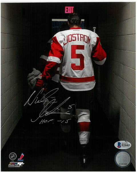 Nicklas Lidstrom Autographed 8x10 w/ HOF