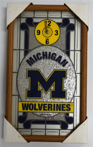 Michigan Wolverines 10x17 Clock