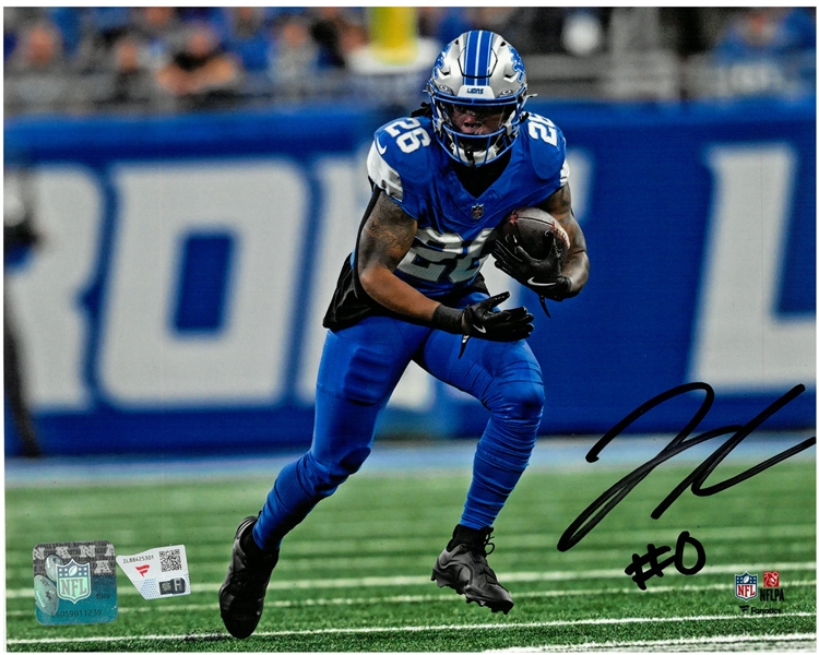 Jahmyr Gibbs Autographed 8x10